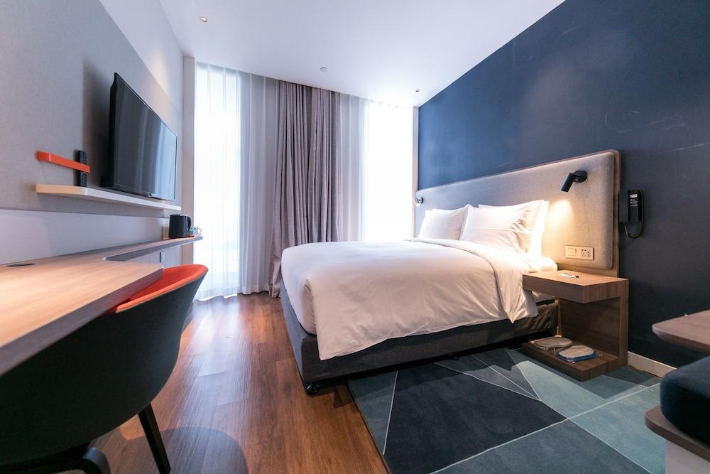 Holiday Inn Express Shanghai Tangzhen By Ihg - 20 Mins To Disney Land Kültér fotó