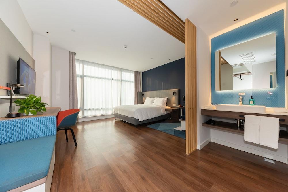 Holiday Inn Express Shanghai Tangzhen By Ihg - 20 Mins To Disney Land Kültér fotó