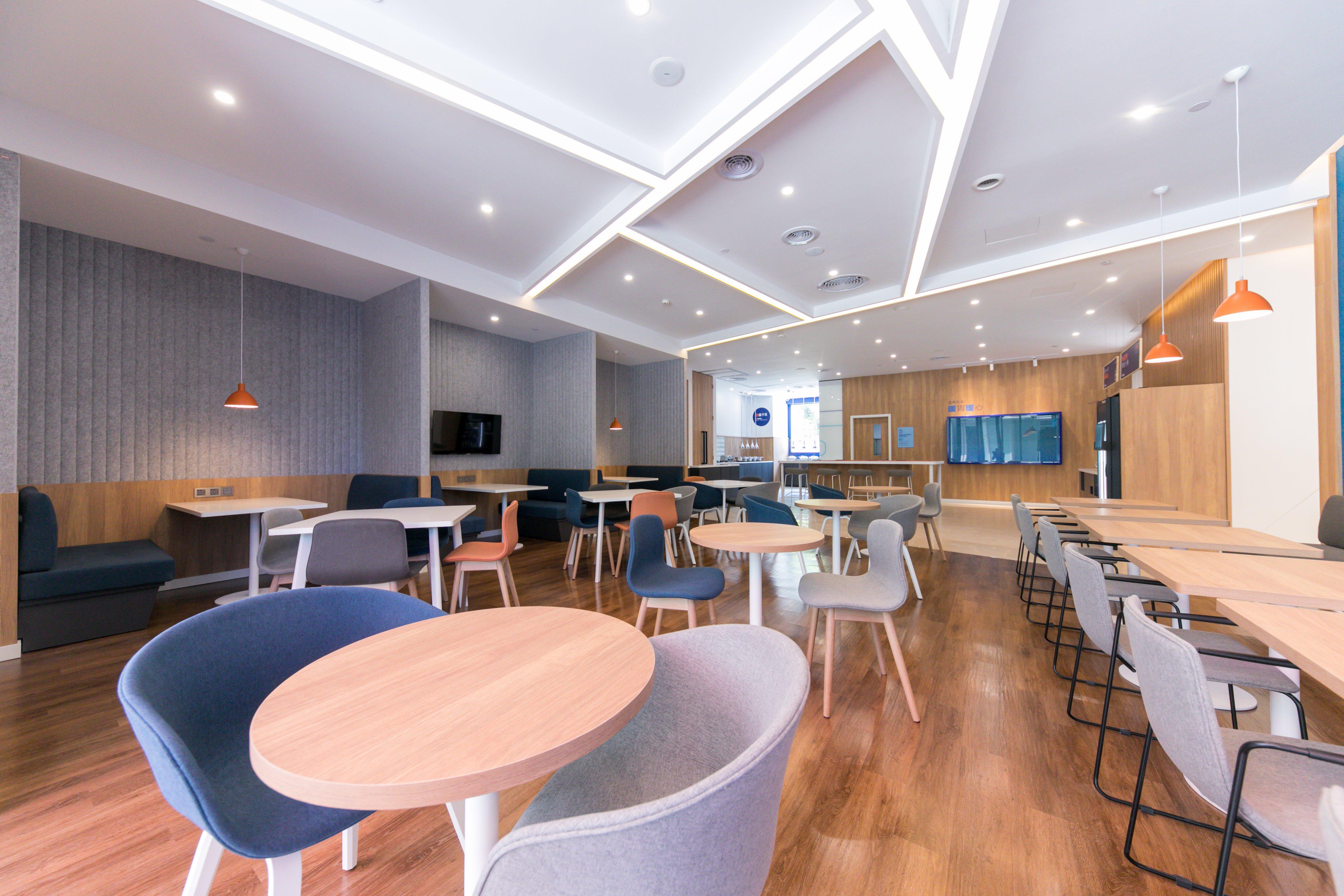 Holiday Inn Express Shanghai Tangzhen By Ihg - 20 Mins To Disney Land Kültér fotó