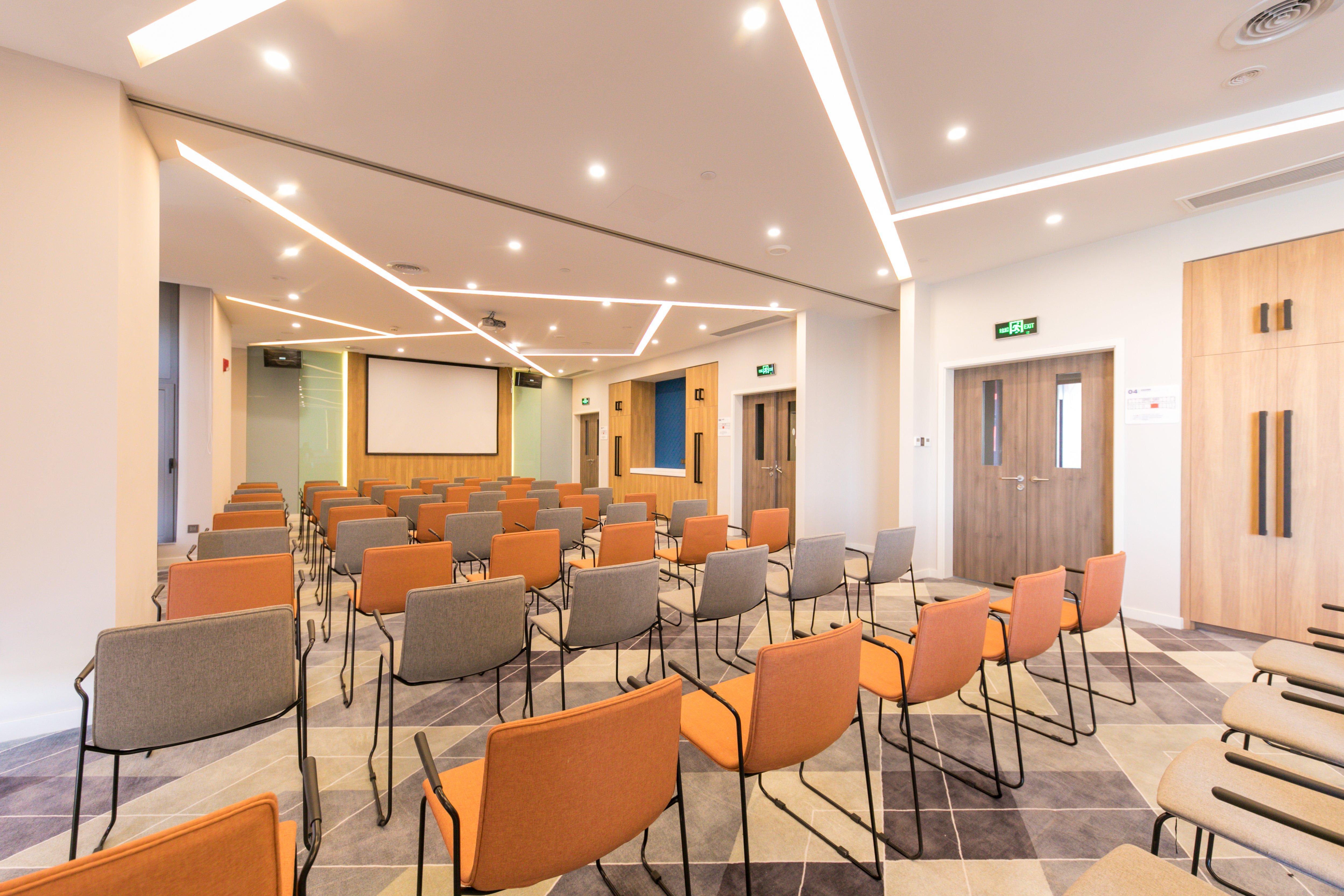 Holiday Inn Express Shanghai Tangzhen By Ihg - 20 Mins To Disney Land Kültér fotó